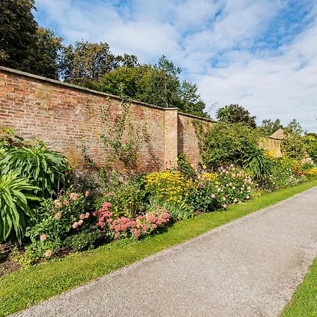 Holiday home Lytham Hall Gate House *