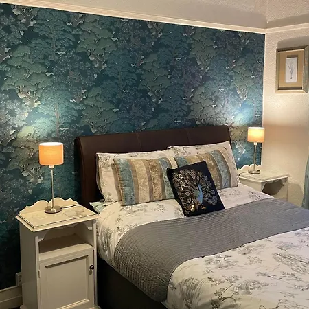 Bed & Breakfast Esjays At Knowles House 3*