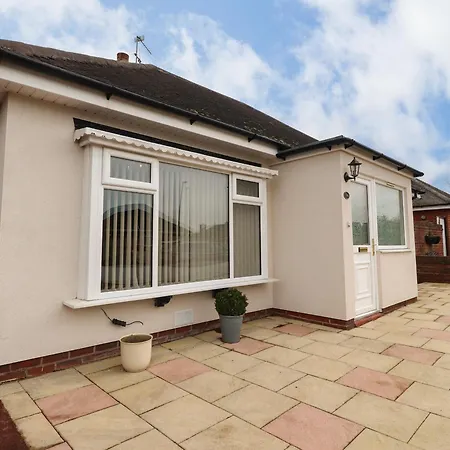 14 Berwick Road