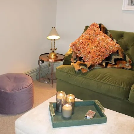 Woodland Retreat In Lytham. Lytham St Annes