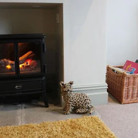 Holiday home Woodland Retreat In Lytham. *