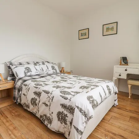 Holiday home 14 Berwick Road
