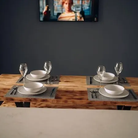 The Dunes, Apartment