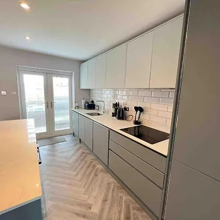The Dunes, Apartment *