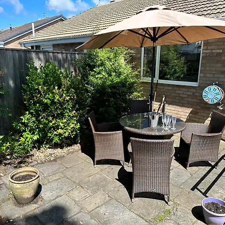 Holiday home 'sounion' - Fabulous, Spacious Modern House With Large Private Garden In Leafy Lytham Lytham St Annes