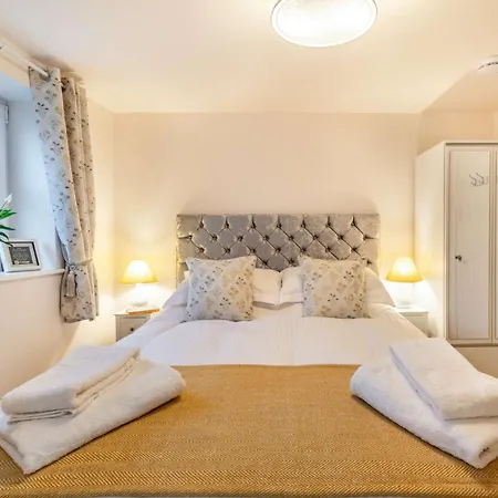 1 Bed In Lytham 86044 Holiday home Lytham St Annes