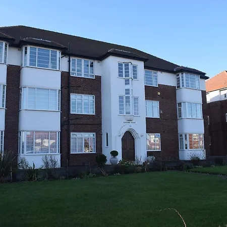 Queens Court Lytham St Annes