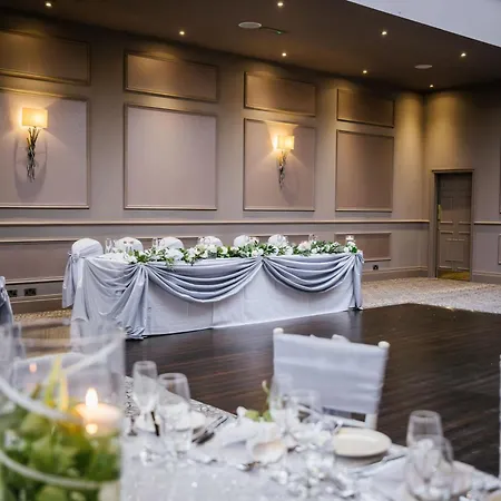 Clifton Arms Hotel