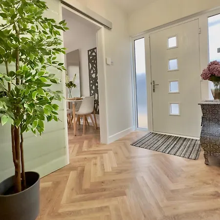 Holiday home Charles Alexander Short - Derbe House Lytham St Annes
