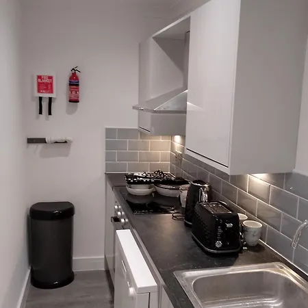 Apartment St Annes Garden Flat Award Winning Hosts