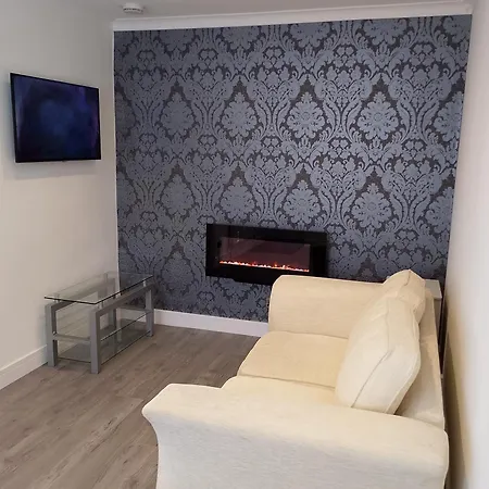 St Annes Garden Flat Award Winning Hosts Apartment