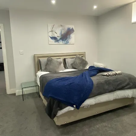 10 St Andrews Apartment