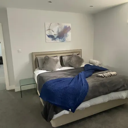 10 St Andrews Apartment