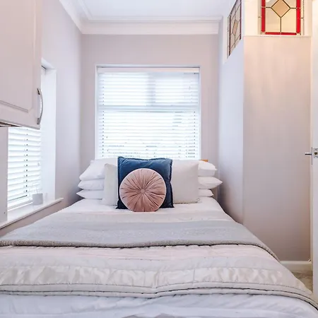 Stylish 1-bed In *