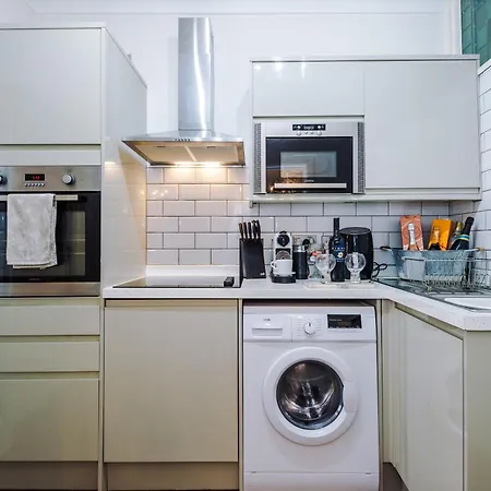 Stylish 1-bed In Apartment Lytham St Annes