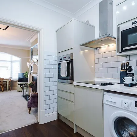 Apartment Stylish 1-bed In *
