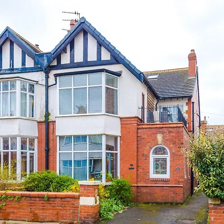 Stylish 1-bed In *