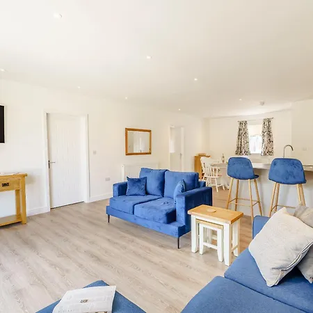 Holiday home Seven - Uk37746