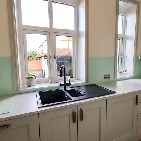 Clifton Drive * Lytham St Annes