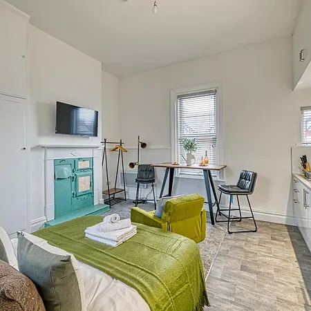 Glendale House By Guestz * Lytham St Annes