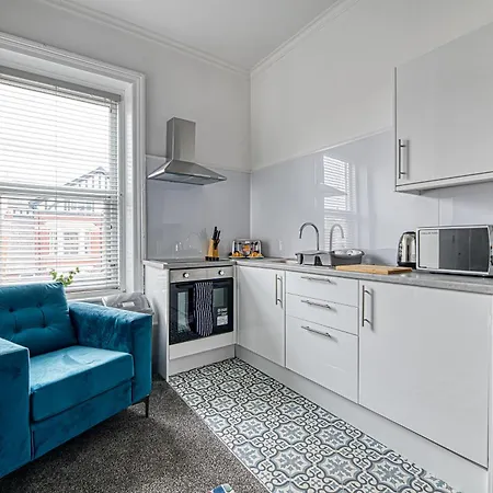 Glendale House By Guestz * Lytham St Annes