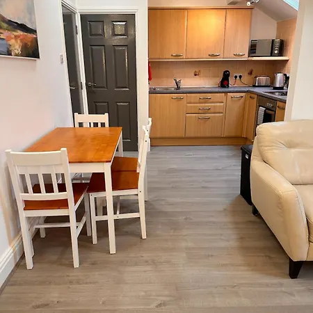 Lovely 2 Bed In