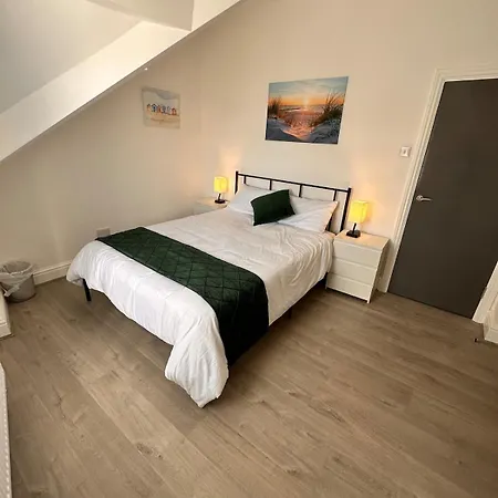 Lovely 2 Bed In Apartment