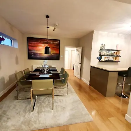 Holiday home Windsor