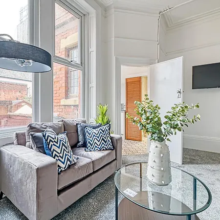 Apartment Glendale House By Guestz *