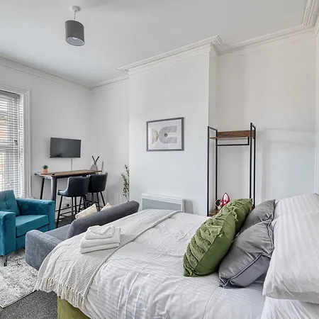 Apartment Glendale House By Guestz *