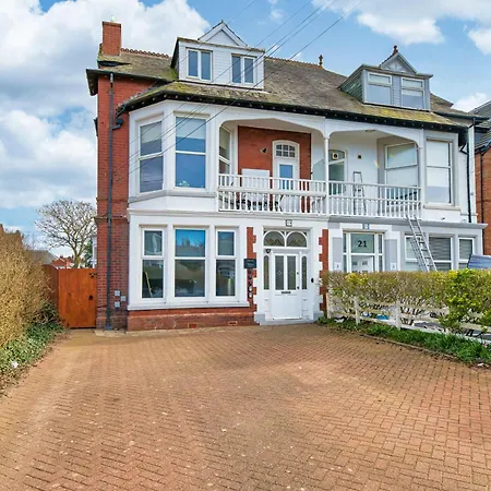 Fairhaven View By Guestz Apartment *
