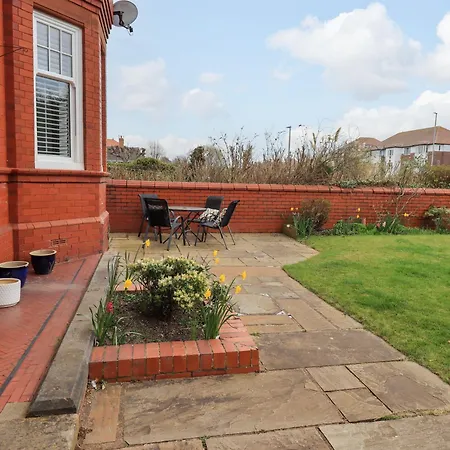 Apartment Clifton Drive Lytham St Annes