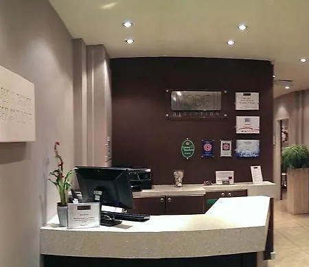 Bed & Breakfast Mode St Annes 4*