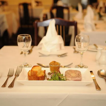 Bedford 3* Lytham St Annes