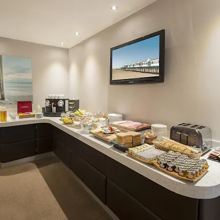 Bed & Breakfast Mode St Annes 4*