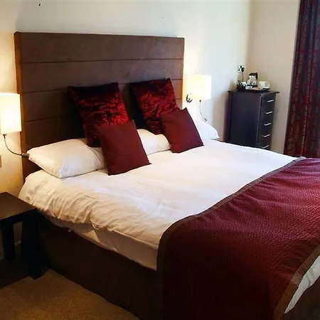 Mode St Annes Bed & Breakfast 4*