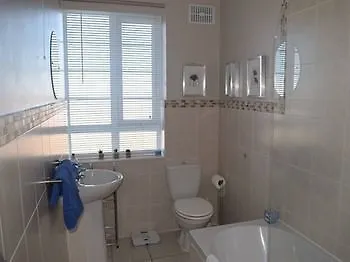 Apartment Queens Court