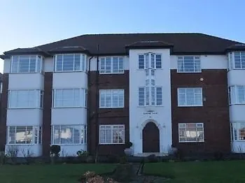 Apartment Queens Court Lytham St Annes