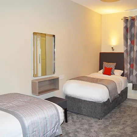 The Carlton 3*