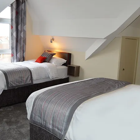 The Carlton Bed & Breakfast