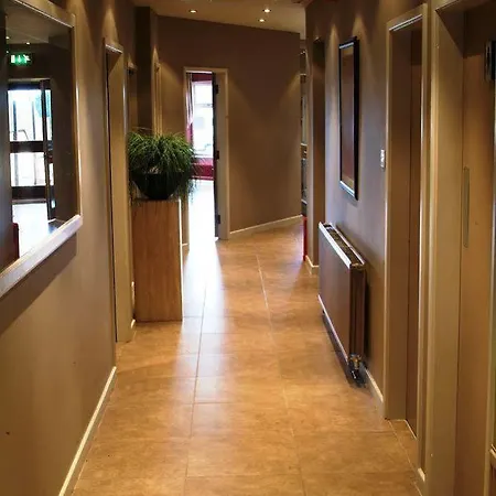 Mode St Annes Bed & Breakfast
