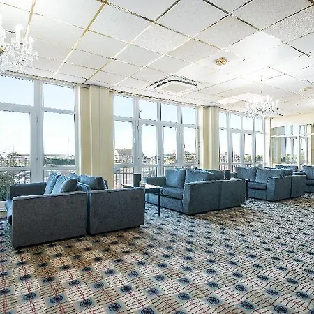 Offshore - The Collection Group Hotel