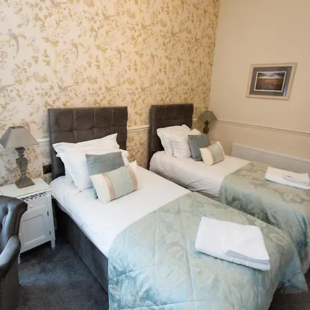 Inn The Queens Lytham St Annes