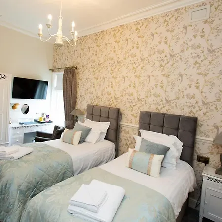 The Queens Lytham St Annes