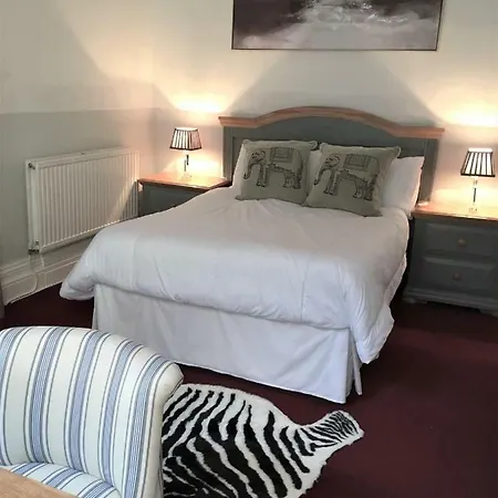Woodlands Apartment