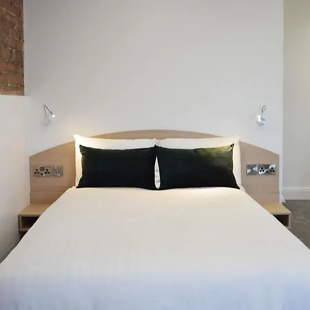Bed & Breakfast The Carlton 3*