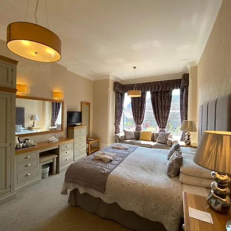 Bedford 3* Lytham St Annes