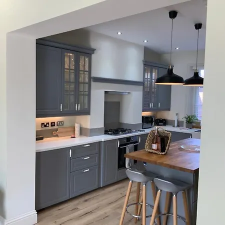 No. 16 Lytham Apartment *