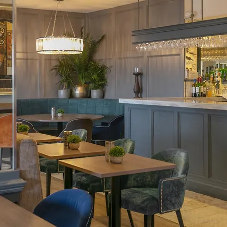 Hotel Glendower Bw Signature Collection
