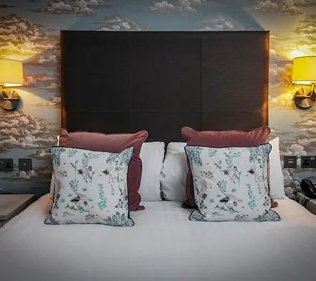 Hotel Glendower Bw Signature Collection 3*